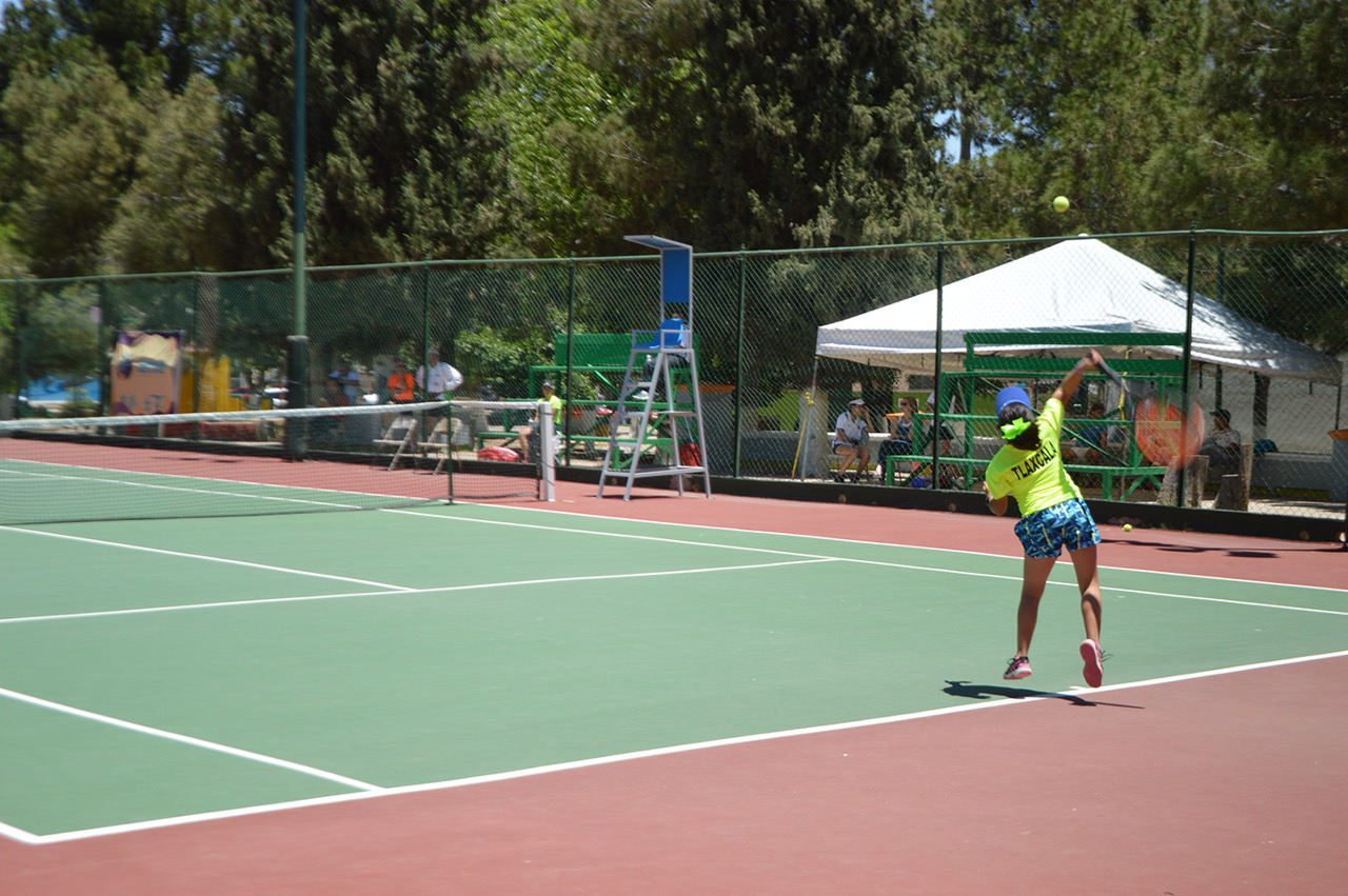 Inicia participación el tenis tlaxcalteca en la olimpiada en Chihuahua